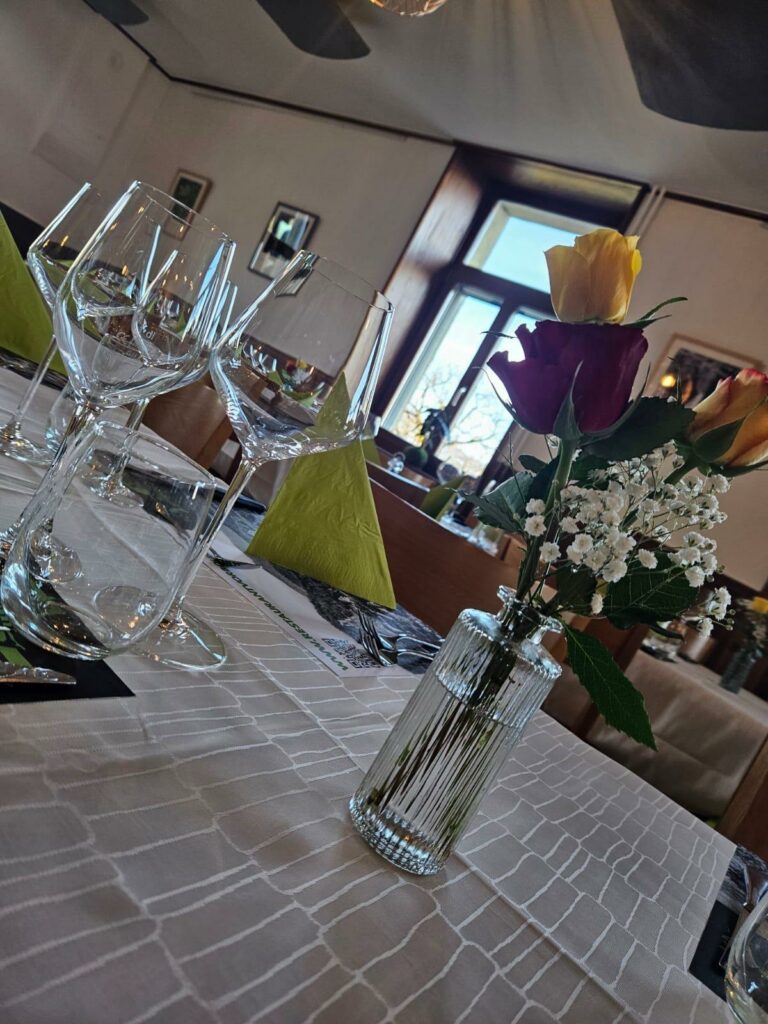 WhatsApp Image 2025-12-12 at 15.12.06 (1)